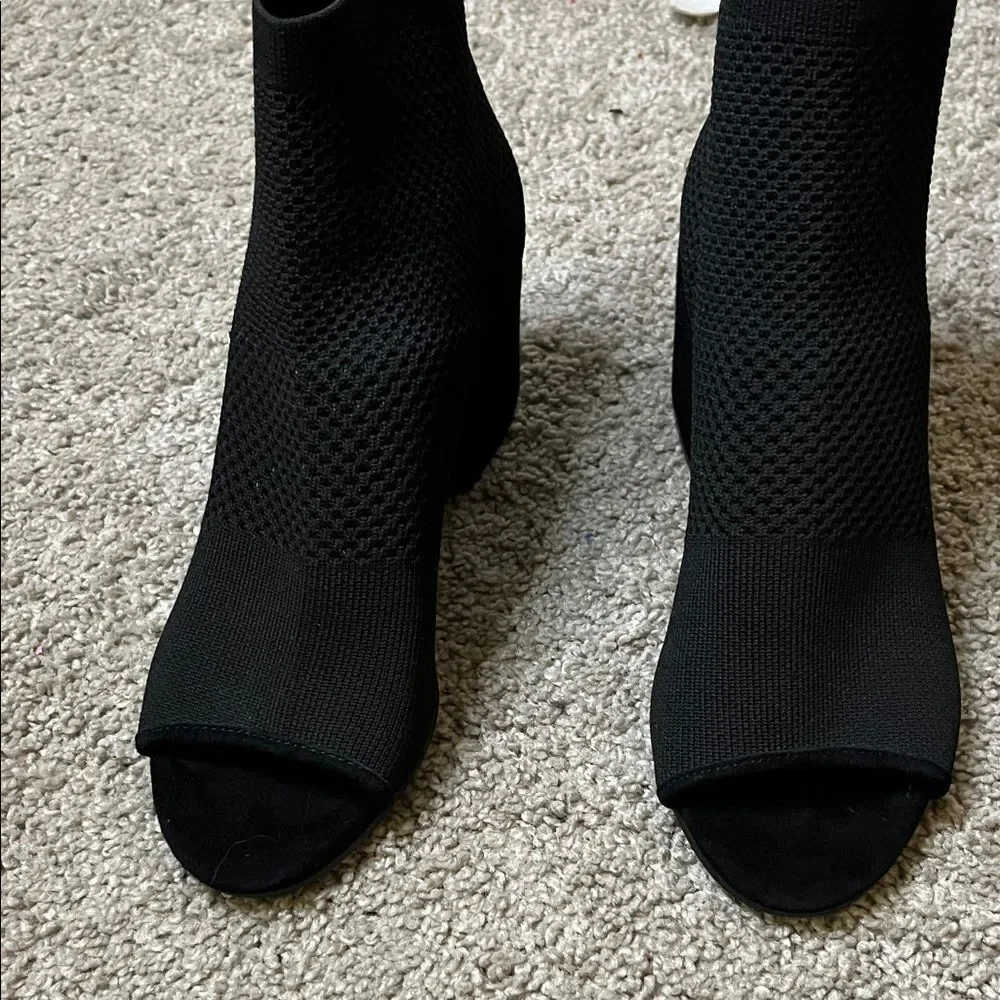 Eileen Fisher Croft Stretch Knit Black Peep Toe Ankle Boots Size 8 EUC